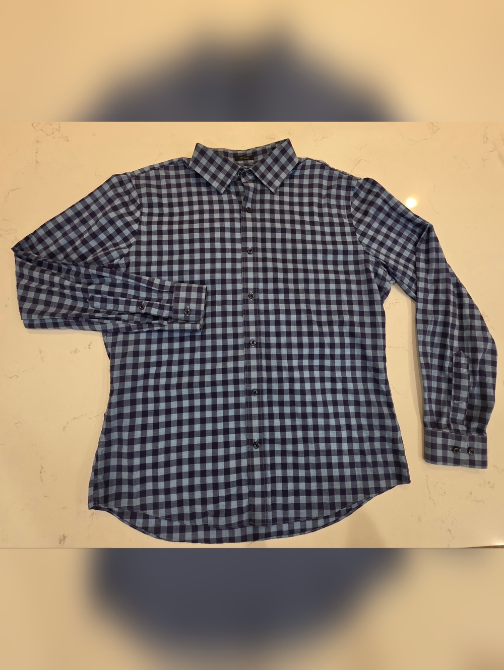 Neiman Marcus Mens Plaid Long Sleeve Shirt Size  L - Item 135